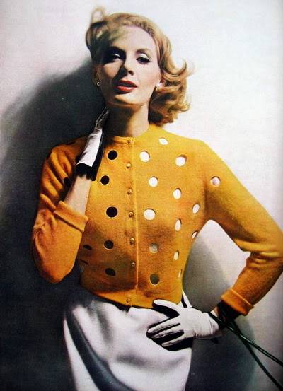 Carmen Dell'Orefice & Suzy Parker ~ 1956 Bazaar Blog_SuzyP_1956_May_Bazaar_120_Swea