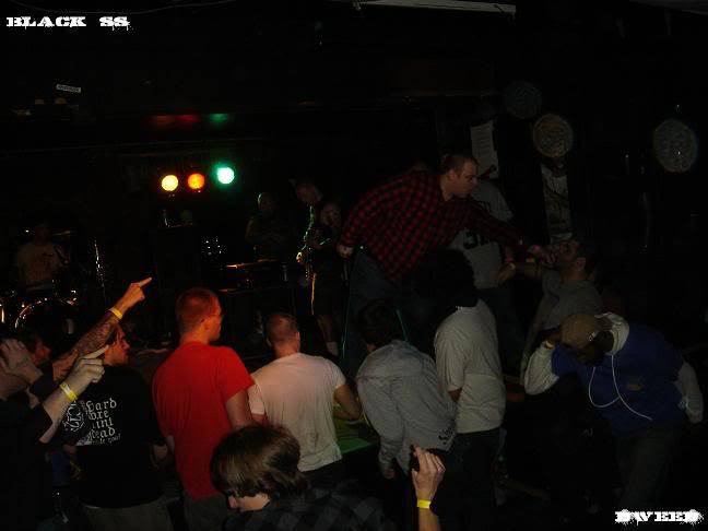 SYRACUSE NEW YEARS HARDCORE MATINEE (01-01-2010) DSC08979