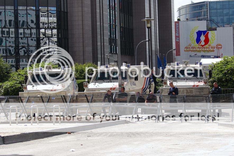 Manifestations à Bruxelles + photos - Page 2 DSC04642kopie