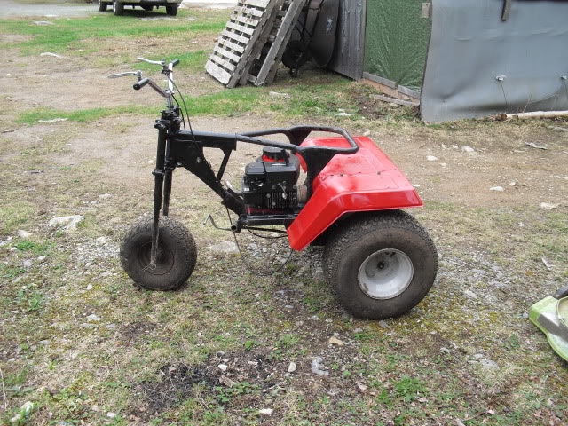 Custom Three wheeler "Little Red" CIMG0795-1
