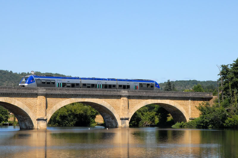 un petit tour en Dordogne - Page 2 Lalin_P__068