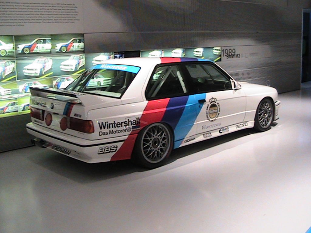 Visita Museu BMW Munique (tbm tem Rolls Royce)- set 2013 IMG_0240_zps7df3f8ac