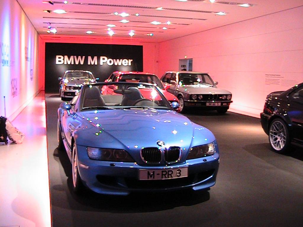 Visita Museu BMW Munique (tbm tem Rolls Royce)- set 2013 IMG_0308_zps86dccfd9