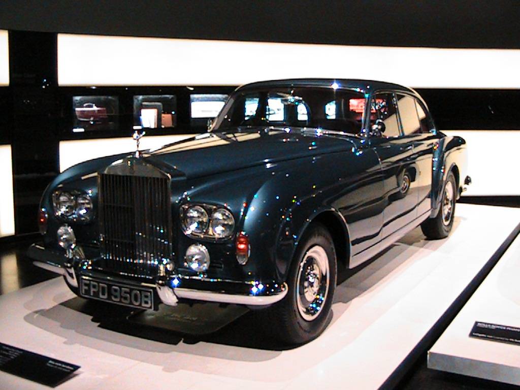 Visita Museu BMW Munique (tbm tem Rolls Royce)- set 2013 IMG_0364_zps5bff506e