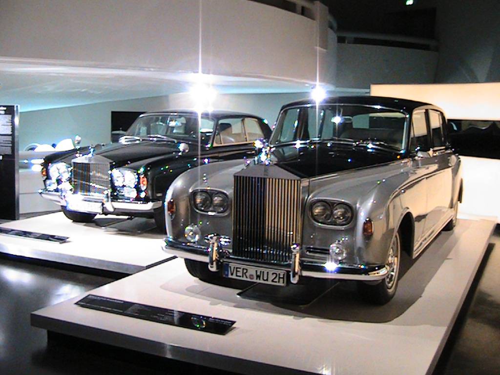 Visita Museu BMW Munique (tbm tem Rolls Royce)- set 2013 IMG_0369_zpsa0b3928c