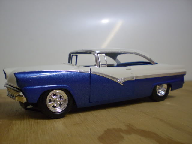 56 Ford Victoria 004-1