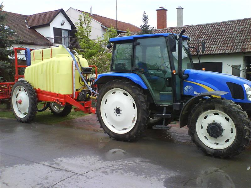 New Holland T5000 DSC00378