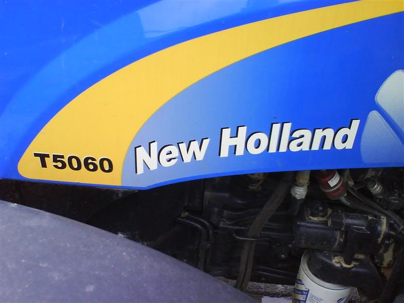 New Holland T5000 DSC00379