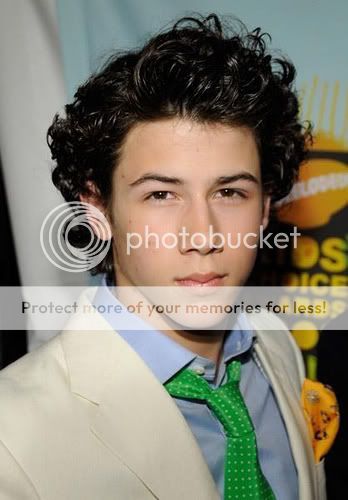 Fotos de Nick Jonas :D - Página 2 NickJonasKCAS1