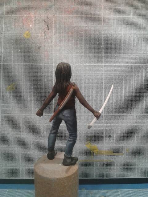 Figurine Michonne......[sculpture 65 mm] MAJ 03/11/2016 ...nouveau sabre + tête zombie - Page 3 20161103_080827_zpsvarhwodc