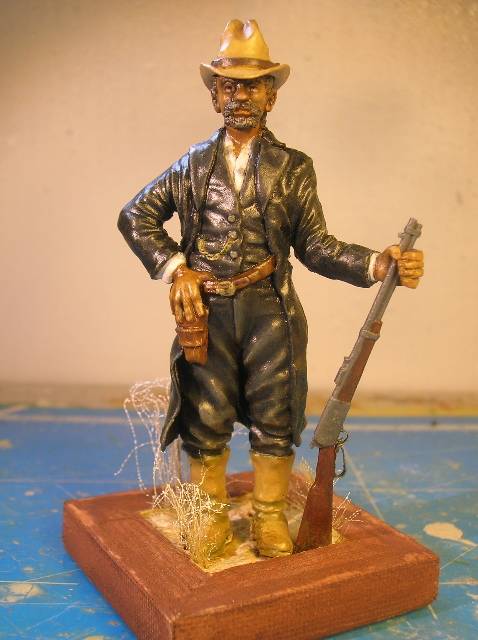 Wild West Gunman, Figurine "maison" 90 mm MAJ 15/06/12 TERMINEE DSCN9331