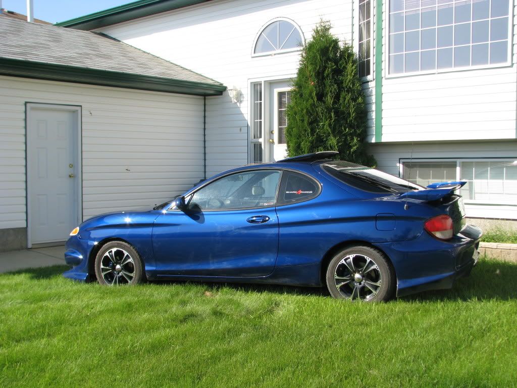 2001 Tiburon SE Sidehouse