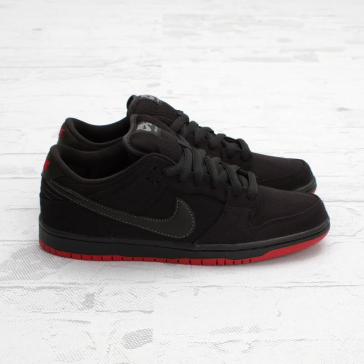 Nike SB x Levi's Dunk Low Premium Release Date Nikesb_dunklowpremium_blkblklev_05_1024x1024