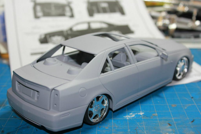 Revell Cadillac STS-V IMG_5275_zps36c6926f