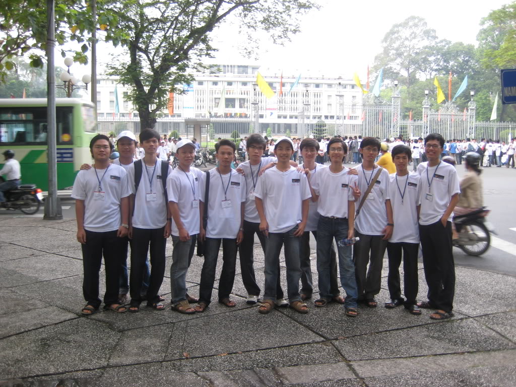 hình ảnh về kỳ thi Olympic Tin Học SV & ACM ICPC năm 2008 Olp-ACM11-2009-17