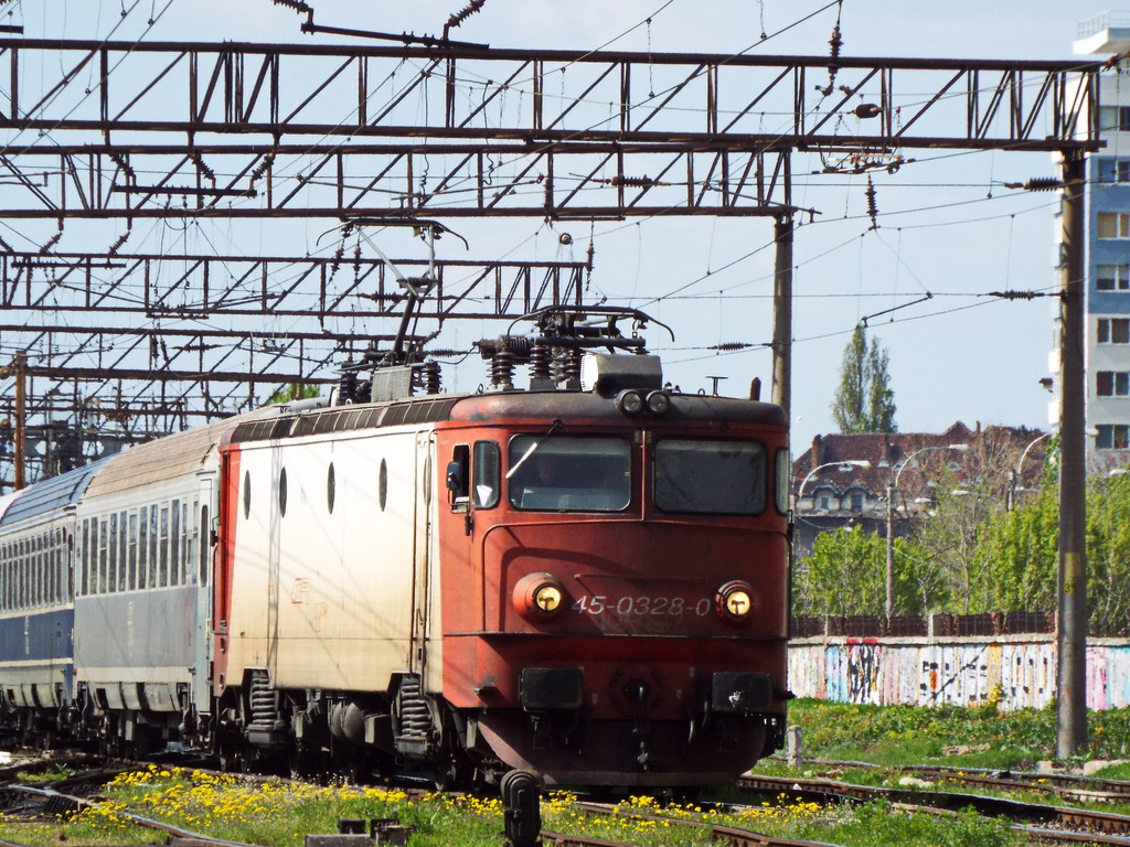 Locomotive clasa 45 - Pagina 20 45-0328_1582_zpskbocm5fa