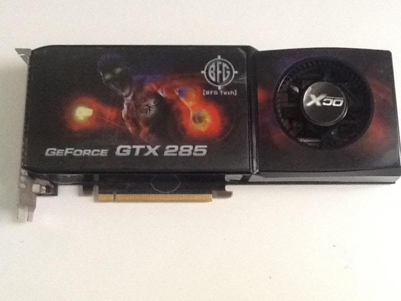 GTX 285 1Gb 512bits OC Placa1