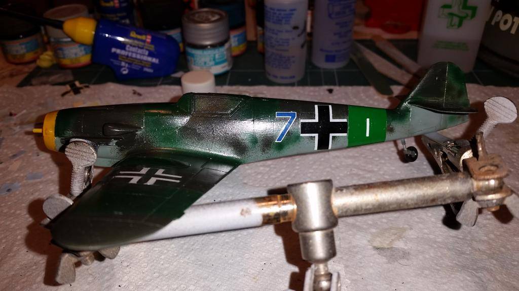 Me Bf 109 K4 Revell 1/48 - Page 2 Leseptbleu