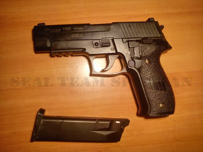 [DIY] Customización P226 Antes