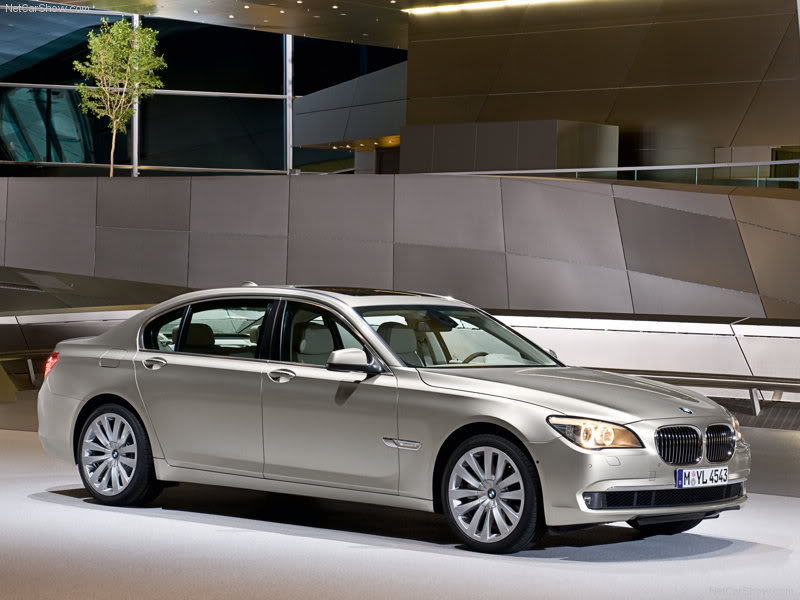 شبح مرسيدس S500L و وحش بي أم 750Li لأول مرة BMW-7-Series_2009_800x600_wallpa-1