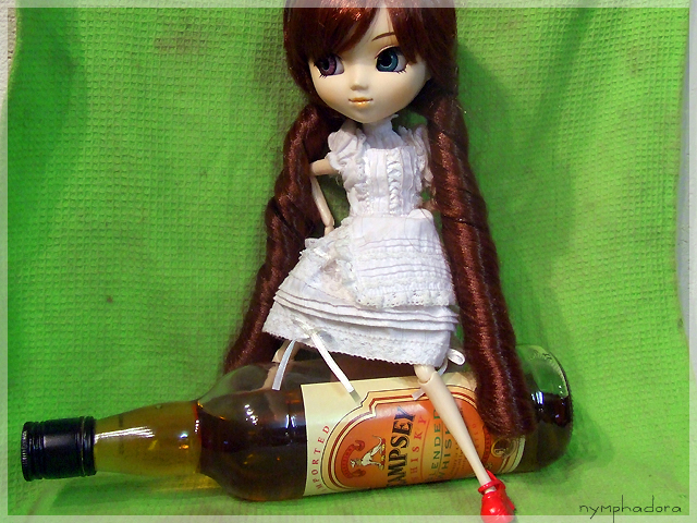 [Pullip Suiseiseki] Whiskyparty DSCF1888copie