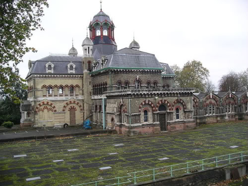 From the Cathedral of Sewage to the Super Sewer 800px-Abbey_Mill_Pumping_station