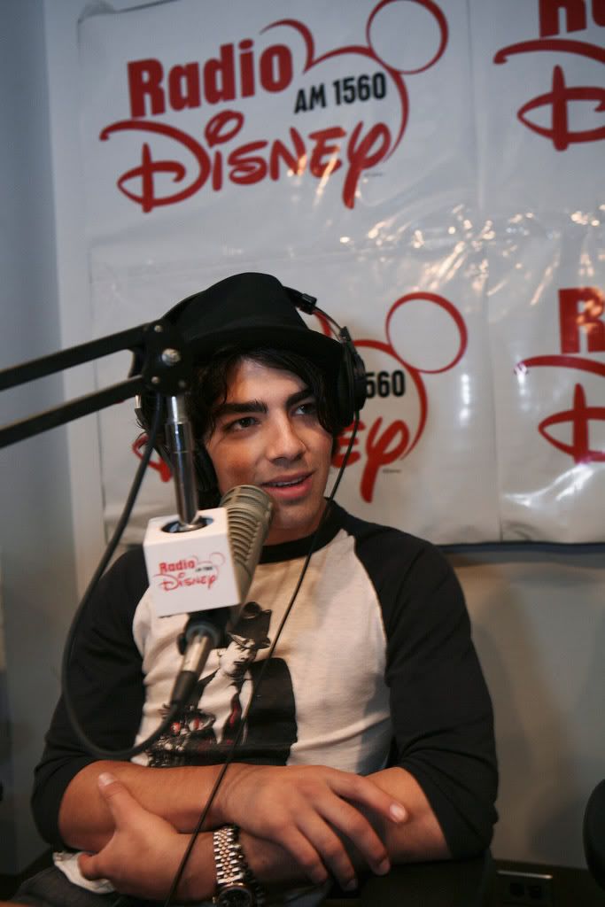 En radio disney 15-8 JHQEV080815001