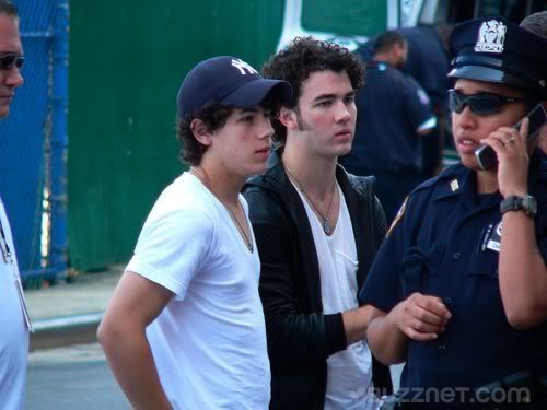 JB en el estadio de los Yankees-editado- Yan15