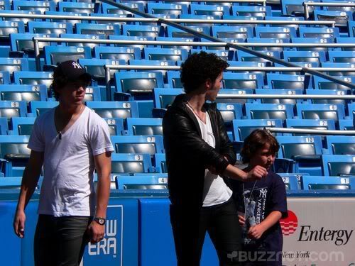 JB en el estadio de los Yankees-editado- Yan18