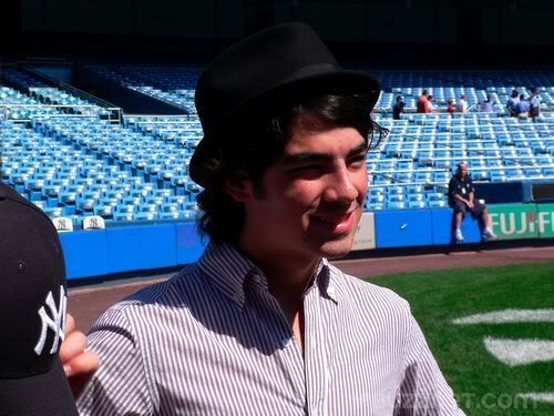 JB en el estadio de los Yankees-editado- Yan2