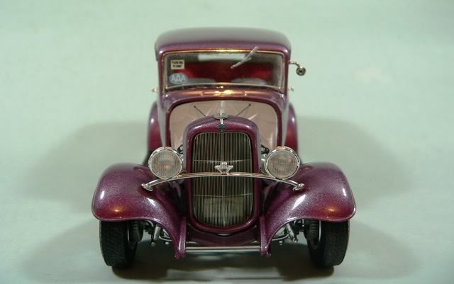 Revell 32 Sedan "Purple Haze" Fronta270408