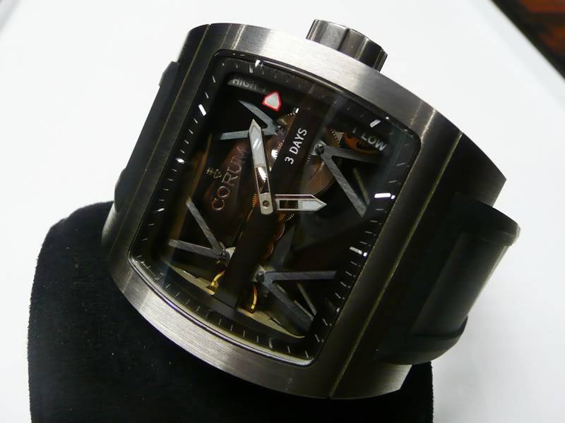 BaselWorld 2011 - Corum Corum08