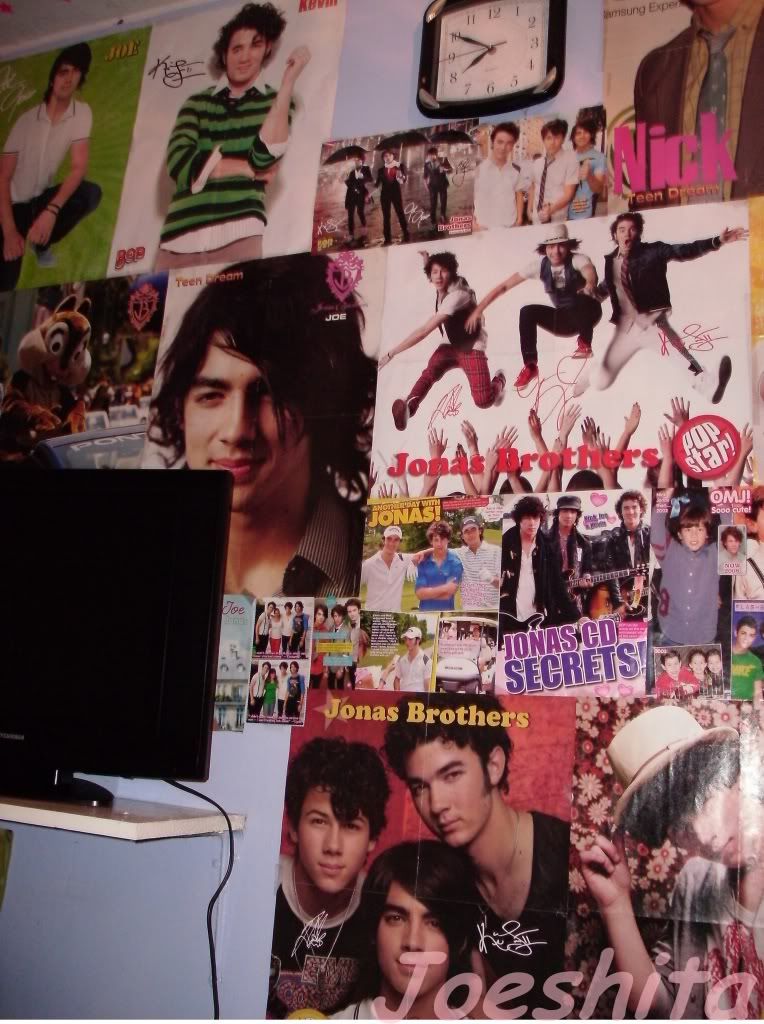 My Jonas Room! (: GEDC0023