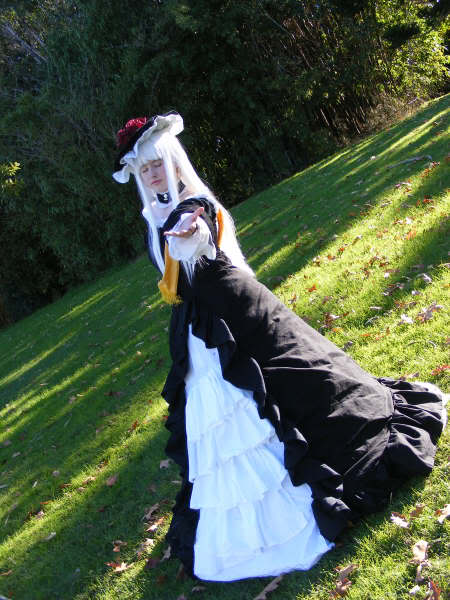 Cosplay Umineko! 64de34ad210223f4afa9e3417cd46408