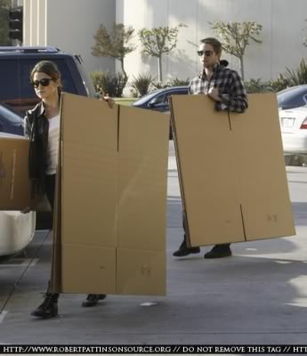 Robert Pattinson ve Nikki Reed Normal_packing_015