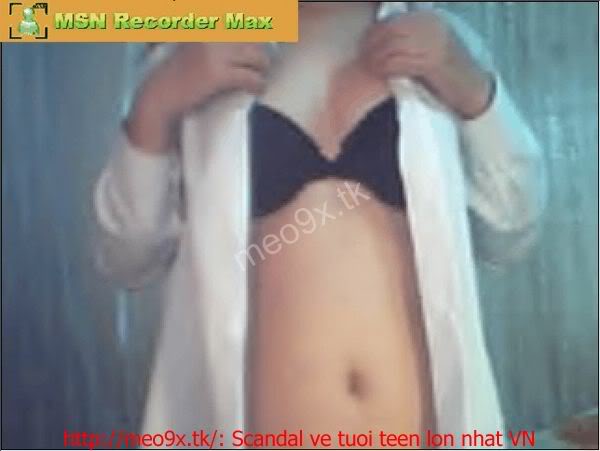 Chùm ảnh xxX của một teen girl sinh năm 90: Đồng phục và áo dài 5e2b1a83