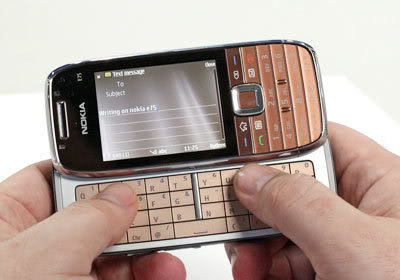 Những chiếc "dế" đáng mong đợi trong năm 2009 Nokia-e75