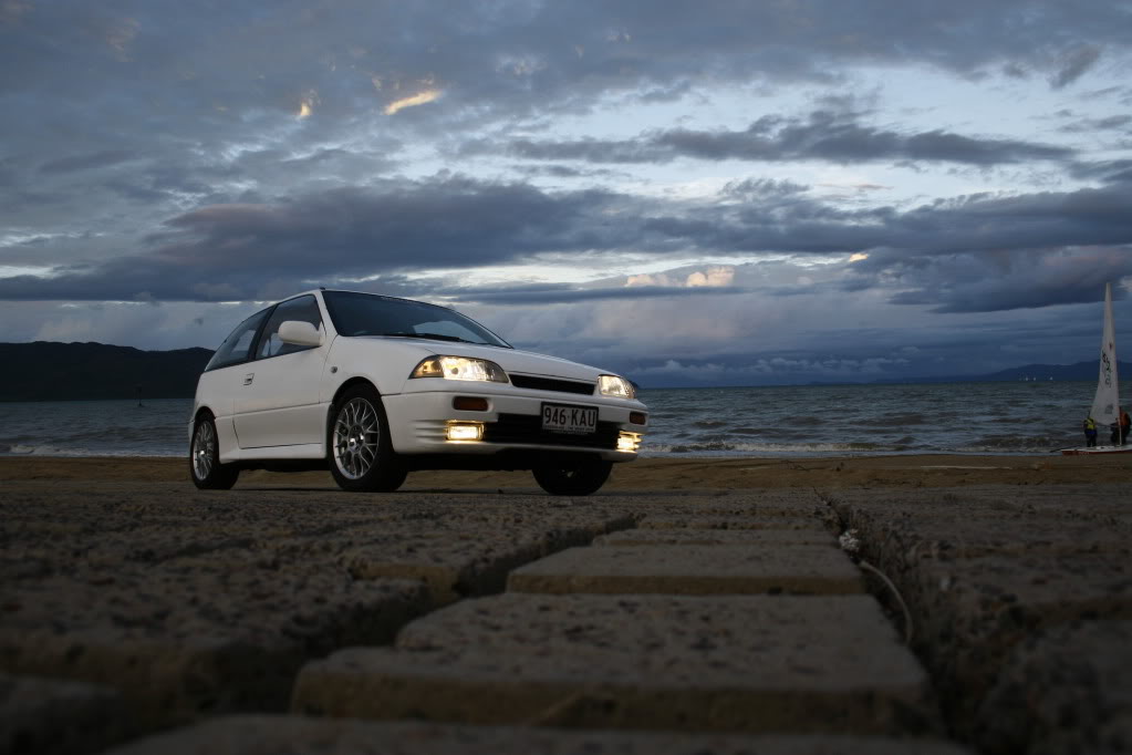 THANKS FOR THE INVITE! photo thread..whiteGTi goes to the beach, shopping, and delivers some stuff _MG_6069