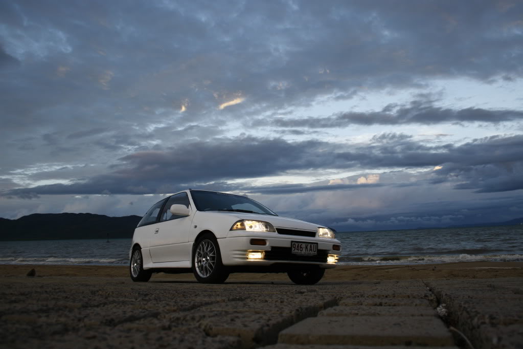 THANKS FOR THE INVITE! photo thread..whiteGTi goes to the beach, shopping, and delivers some stuff _MG_6072