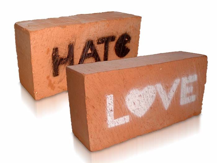 تذكره سريعه ... اقاربك ... اصحابك ... Love-hate