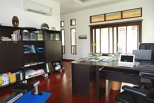 Aster Phoenix's Office Office