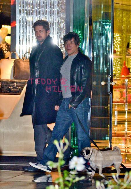 Back in LA (18-20 Nov 2012) & Off to Miami Gerard-butler-shopping-with-lolita8-web1__oPt