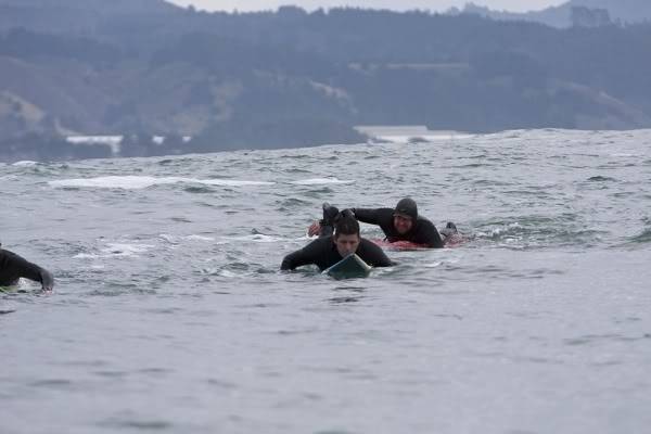 'Chasing Mavericks' Filming October 2011 - Page 3 Butler_paddle