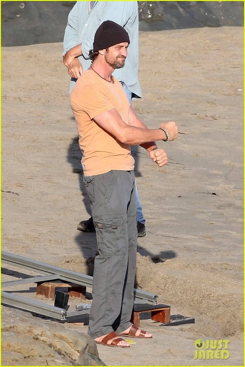 'Chasing Mavericks' Filming October 2011 Gerard-butler-watches-waves-09