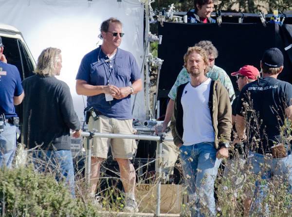 'Chasing Mavericks' Filming October 2011 - Page 3 Halfmoon6