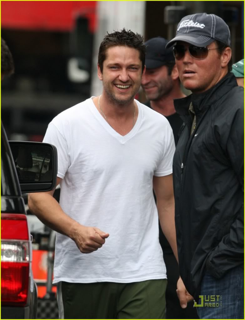 The Bounty Set Pictures Gerard-butler-brooklyn-03