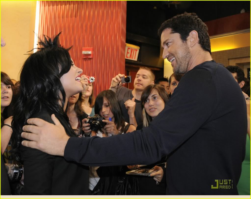 Good Morning America - 23 Jul 2009 Gerard-butler-demi-lovato-13