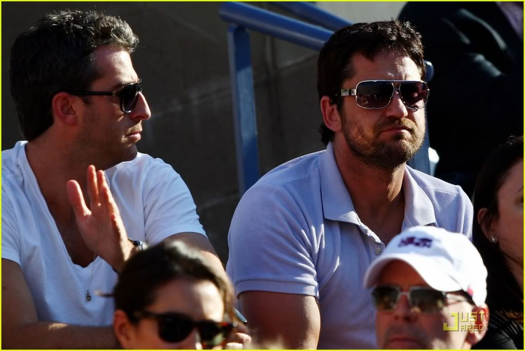 Gerry at US Open - 13-14 Sep 09 Freida-pinto-gerard-butler-09