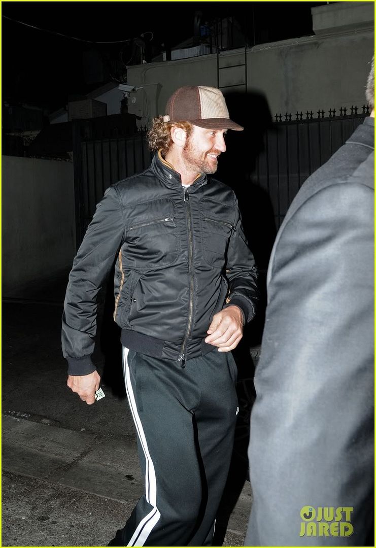 "Less than Coy" Gerry leaving Koi - LA, 27 Jan 12 Gerard-butler-whos-brandi-glanville-04