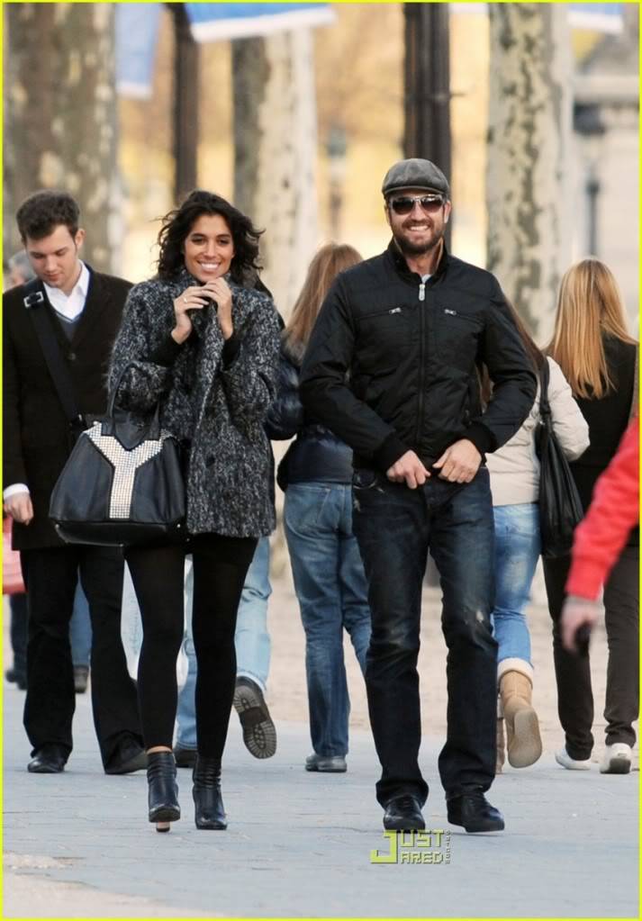 Gerry in Paris with Laurie Cholewa Gerard-butler-laurie-cholewa-dat-20